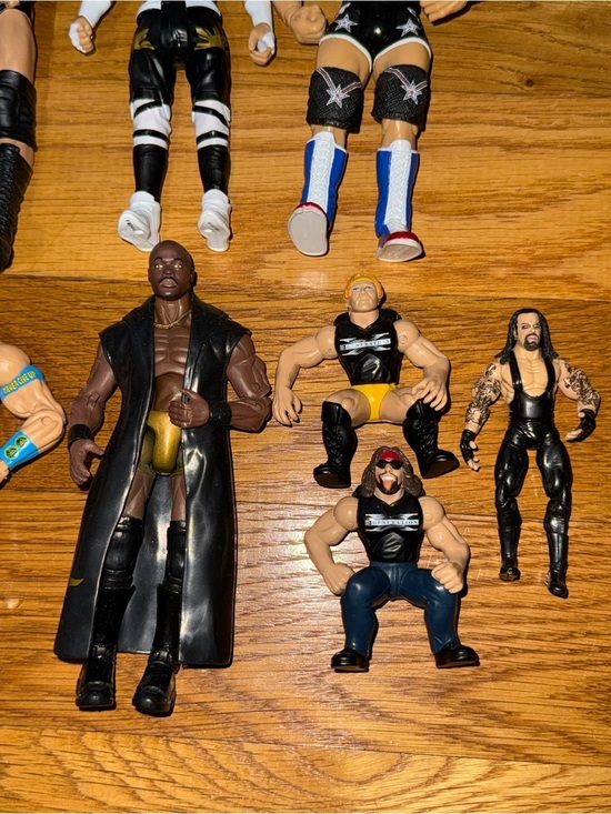 WWE Other - Lot Of 7 WWE Wrestling Figures